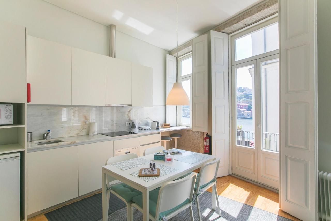 Monchique'S Balcony Apartment Porto Bagian luar foto