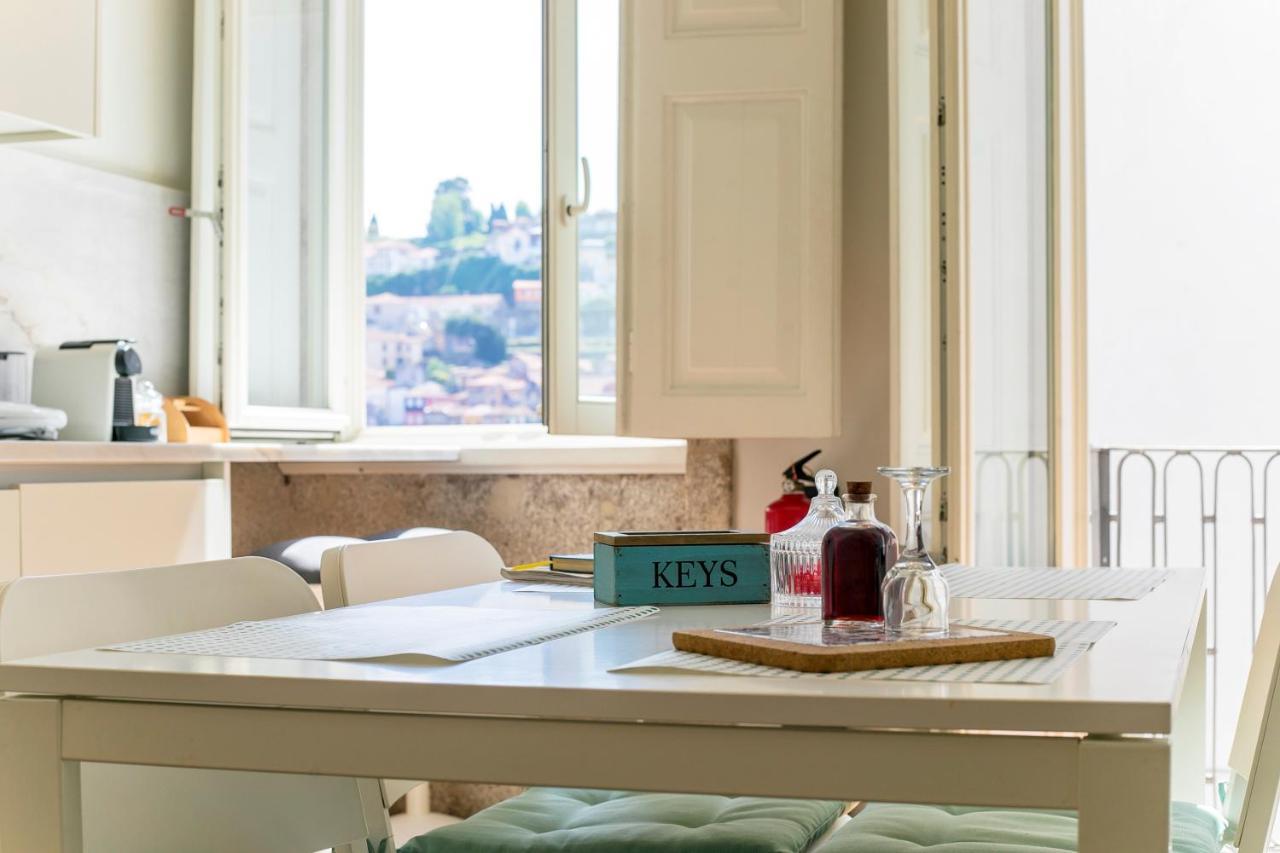 Monchique'S Balcony Apartment Porto Bagian luar foto